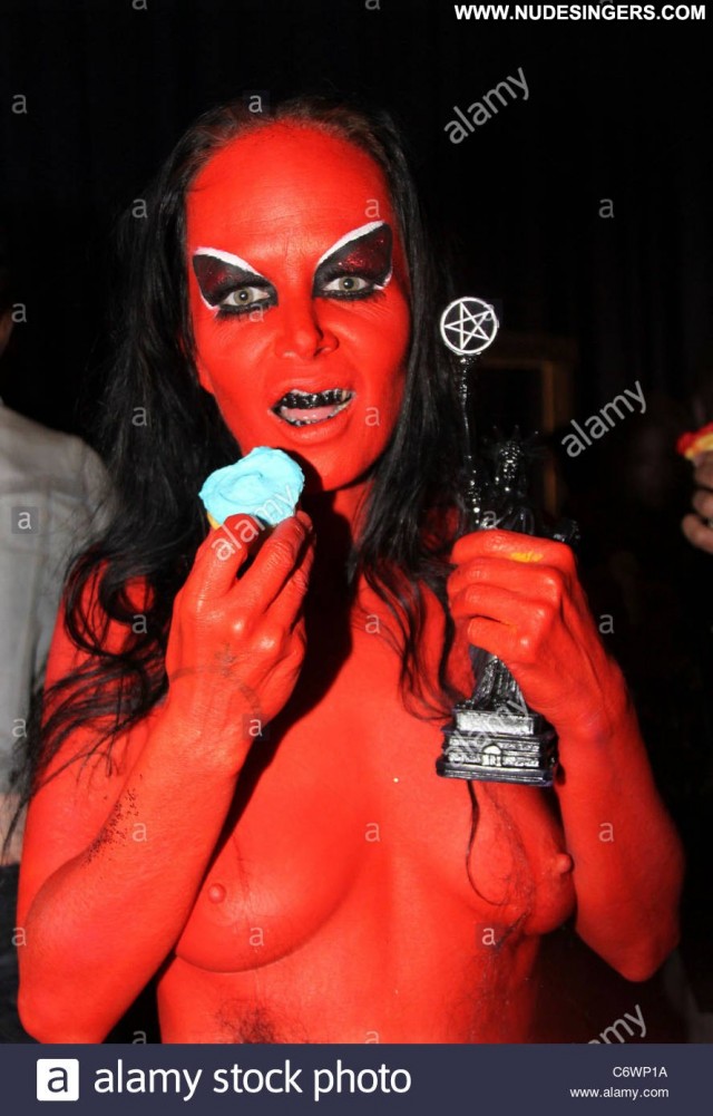 Kembra Pfahler Miscellaneous Nice Celebrity Medium Tits Beautiful