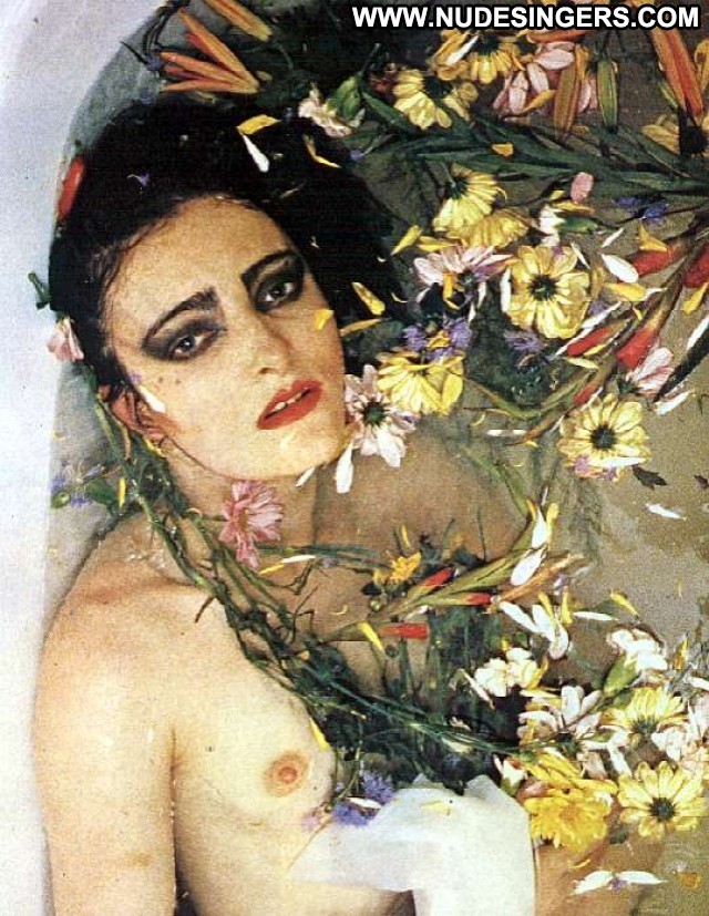 Siouxsie Sioux Miscellaneous Brunette Pretty Celebrity Posing Hot