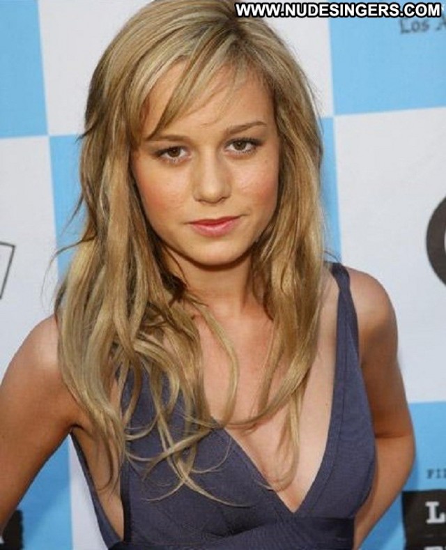 Brie Larson I Miscellaneous Medium Tits Posing Hot Stunning Celebrity