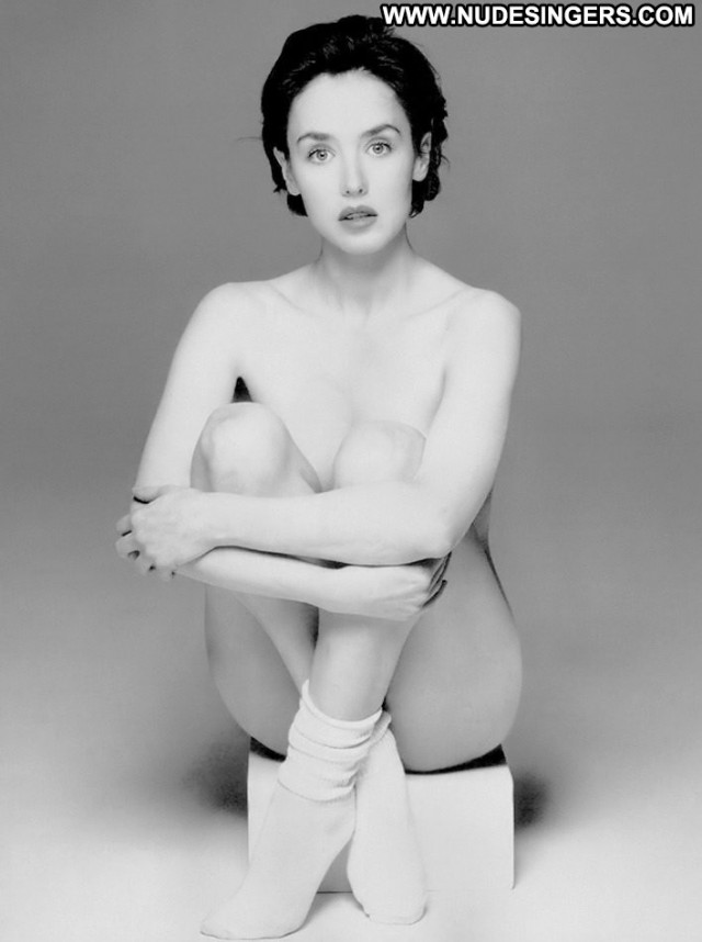 Isabelle Adjani Miscellaneous Posing Hot Beautiful Singer Medium Tits