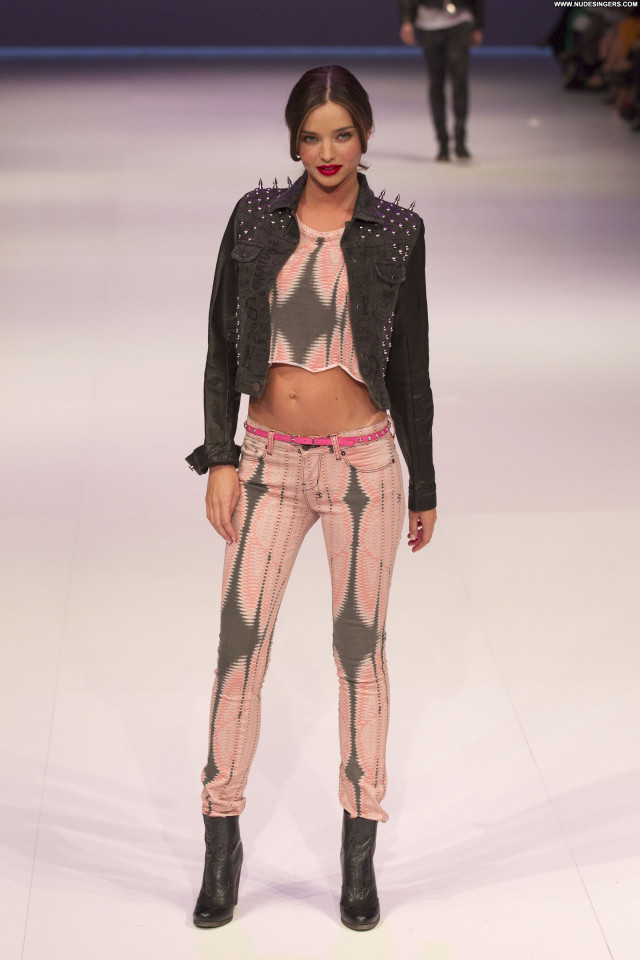 Miranda Kerr Fashion Show Babe Fashion Celebrity Beautiful Posing Hot Miranda Kerr Fashion Show Babe Fashion Celebrity Beautiful Posing Hot
