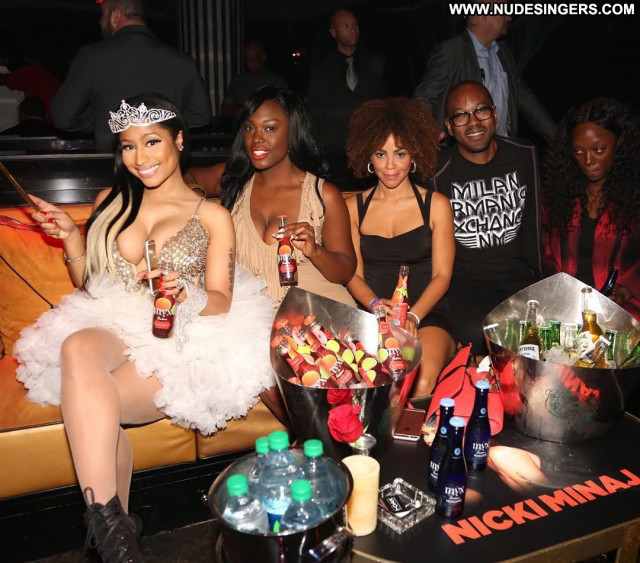 Nicki Minaj Las Vegas American Beautiful Posing Hot Halloween Club
