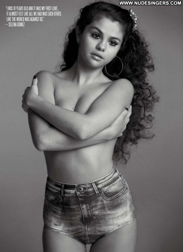 Selena Gomez Posing Hot Beautiful Babe Female Celebrity Cute Sexy Hd Selena Gomez Posing Hot Beautiful Babe Female Celebrity Cute Sexy Hd