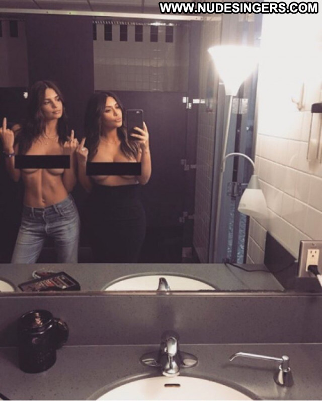 Emily Ratajkowski Black Sex Beautiful Posing Hot Car Sexy Perfect Emily Ratajkowski Black Sex Beautiful Posing Hot Car Sexy Perfect