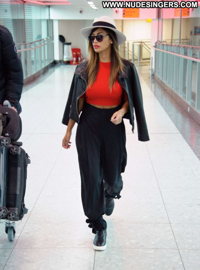 Nicole Scherzinger Beautiful London Paparazzi Celebrity Posing Hot