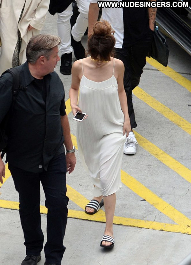 Selena Gomez Beautiful Posing Hot Paparazzi Celebrity Babe Cute Doll Selena Gomez Beautiful Posing Hot Paparazzi Celebrity Babe Cute Doll