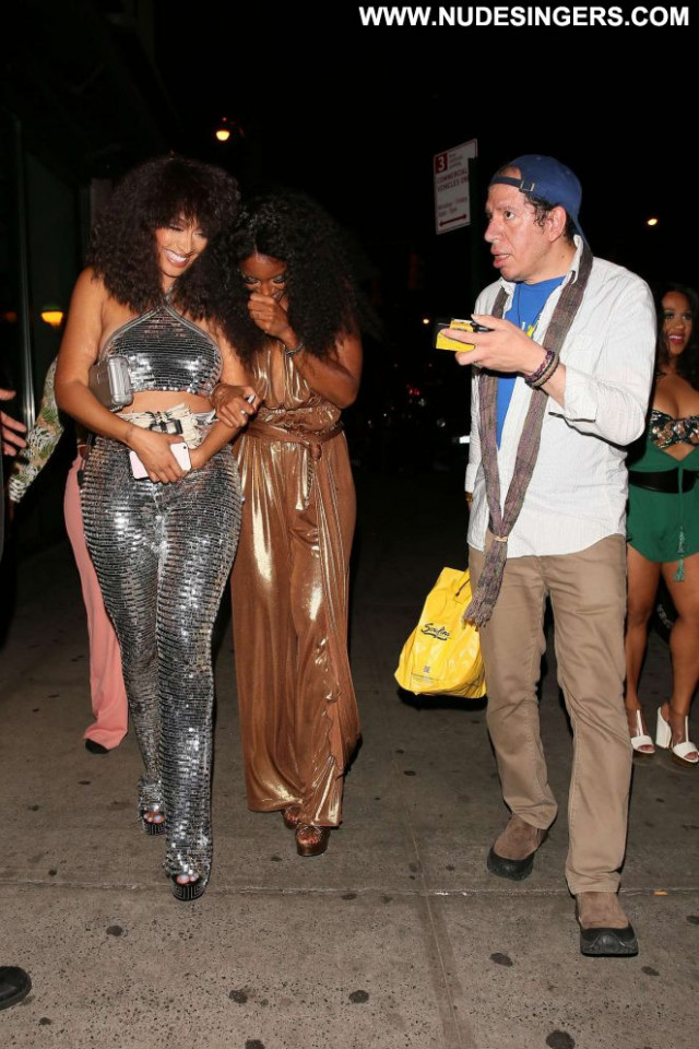 Kelly Rowland New York Paparazzi Party Posing Hot Celebrity New York