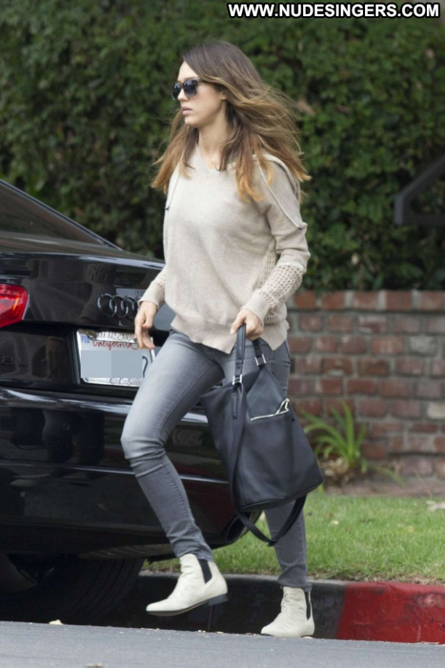 Jessica Alba Celebrity Beautiful Babe Posing Hot Jeans Paparazzi Nude Jessica Alba Celebrity Beautiful Babe Posing Hot Jeans Paparazzi Nude