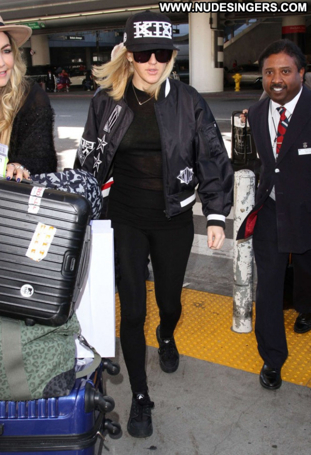 Ellie Goulding Lax Airport Posing Hot Paparazzi Babe Celebrity Lax