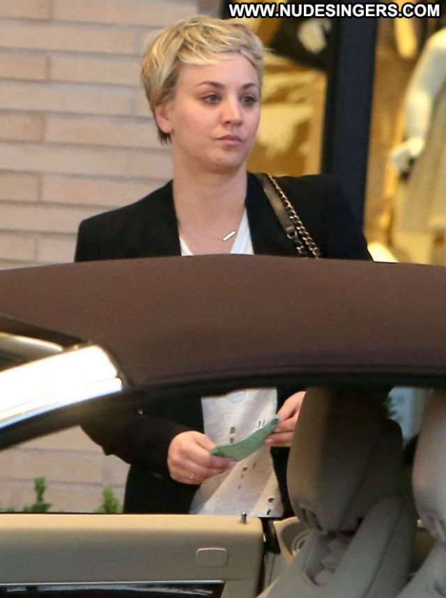 Kaley Cuoco Beverly Hills Celebrity Bar New York Shopping Babe