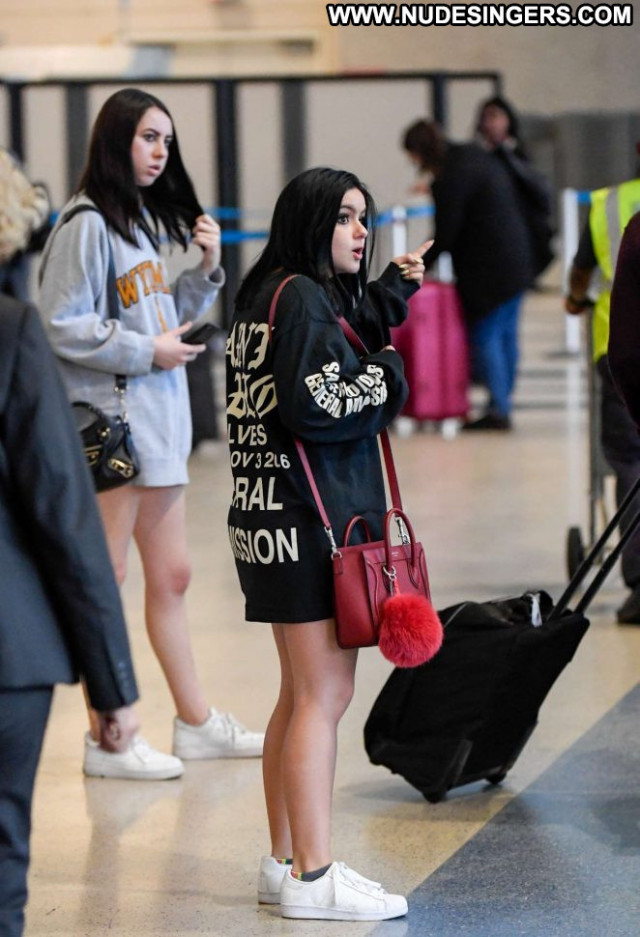 Ariel Winter Lax Airport Los Angeles Beautiful Paparazzi Celebrity