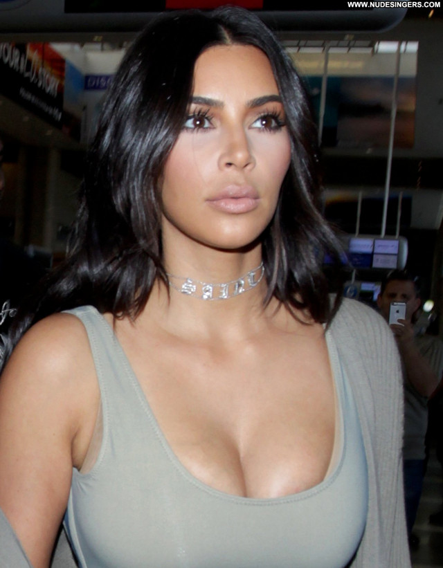 Kim Kardashian Candids Cleavage Beautiful Babe Paris