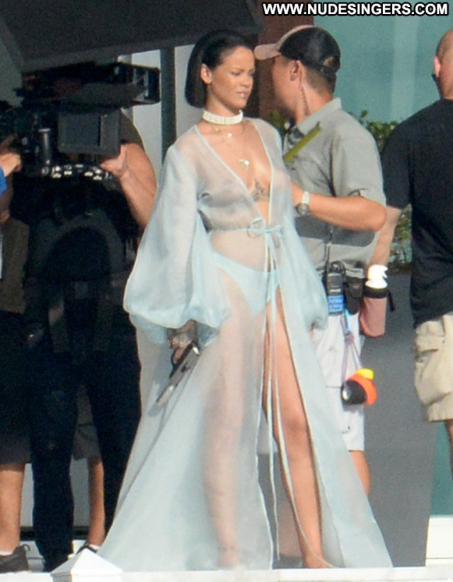 Rihanna Topless Photoshoot Photoshoot Celebrity Topless Beautiful