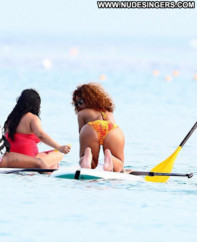 Rihanna No Source Babe Sexy Beautiful Celebrity Barbados Posing Hot