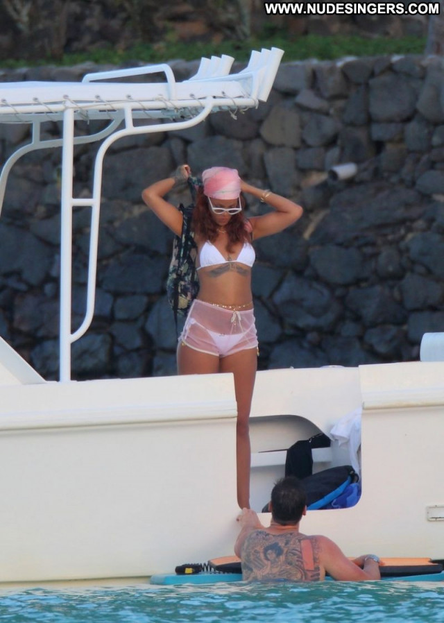 Rihanna No Source Beautiful Bikini Candids Babe Celebrity Posing Hot