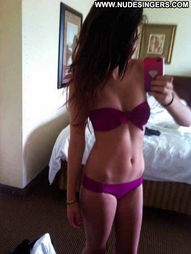 Selena Gomez Sexy Beautiful Celebrity Selfie Hot Bikini Babe