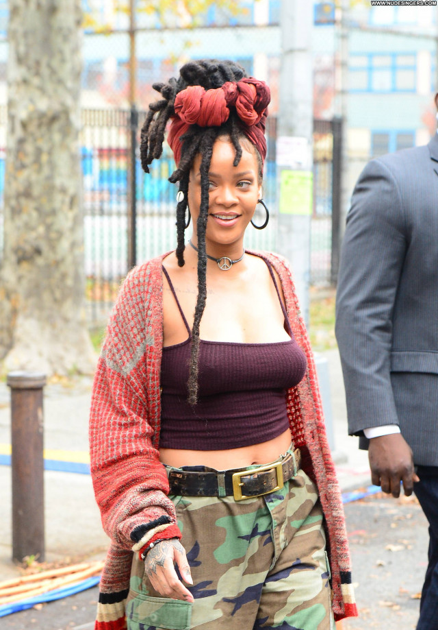 Rihanna No Source Beautiful Pokies Black Celebrity Posing Hot Bra