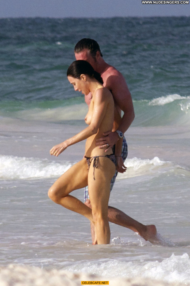 Jaime Murray The Beach Beach Mexico Beautiful Toples Celebrity Posing