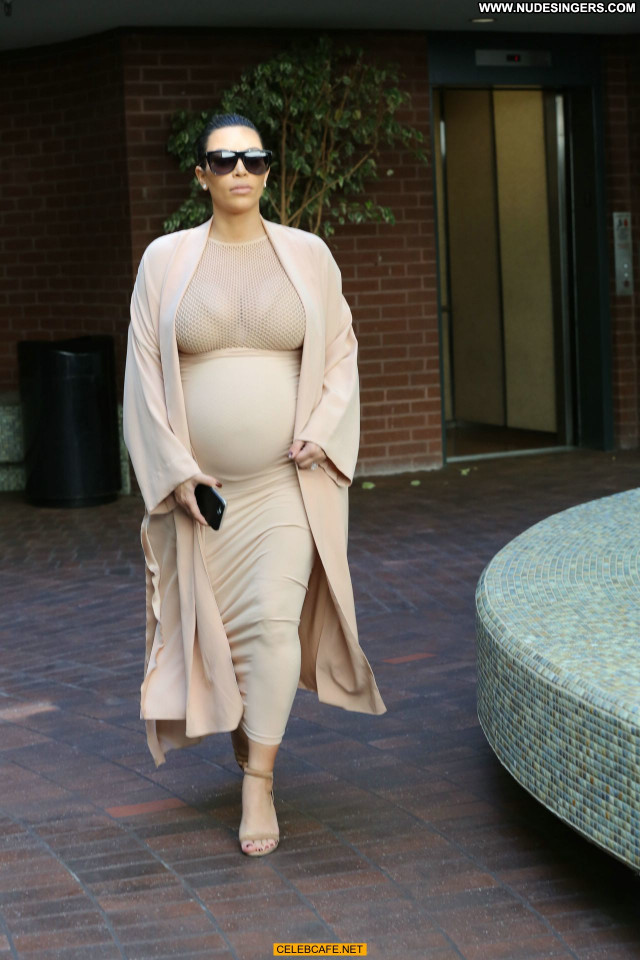 Kim Kardashian Beverly Hills Celebrity Pregnant Babe Posing Hot