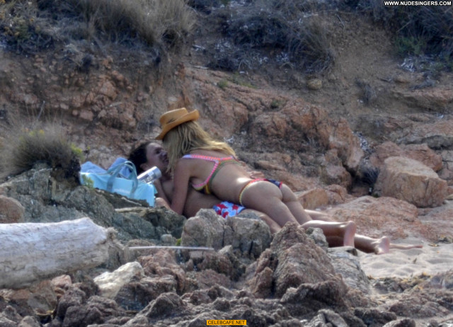 Heidi Klum No Source Beautiful Topless Toples Italy Celebrity Beach