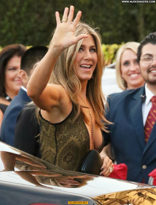 Jennifer Aniston No Source Babe Cleavage Posing Hot Beautiful Sex