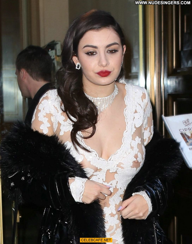 Charli Xcx Posing Hot See Through Beautiful Babe Celebrity