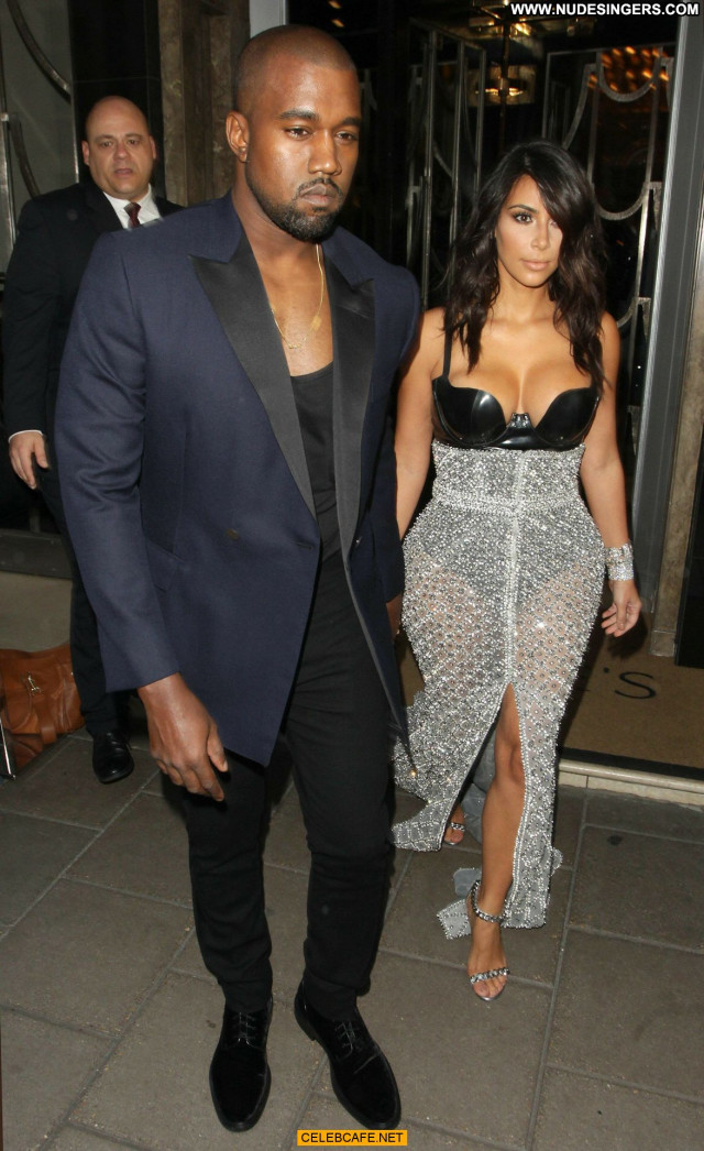 Kim Kardashian Gq Men Of The Year Awards London Celebrity Beautiful