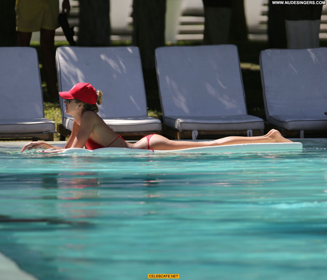 Lauren Stoner No Source Beautiful Celebrity Poolside Babe Bikini