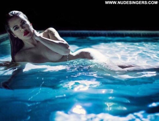 Khloe Kardashian Photo Shoot Pool Bar Celebrity Ass Mean Nude