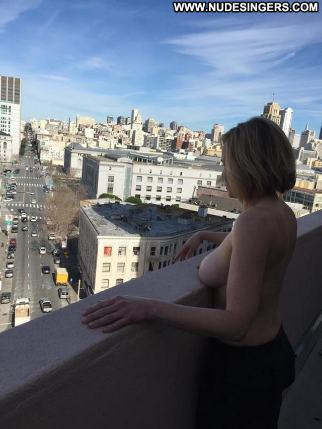 Chelsea Handler No Source Posing Hot Breasts Tits Balcony Twitter