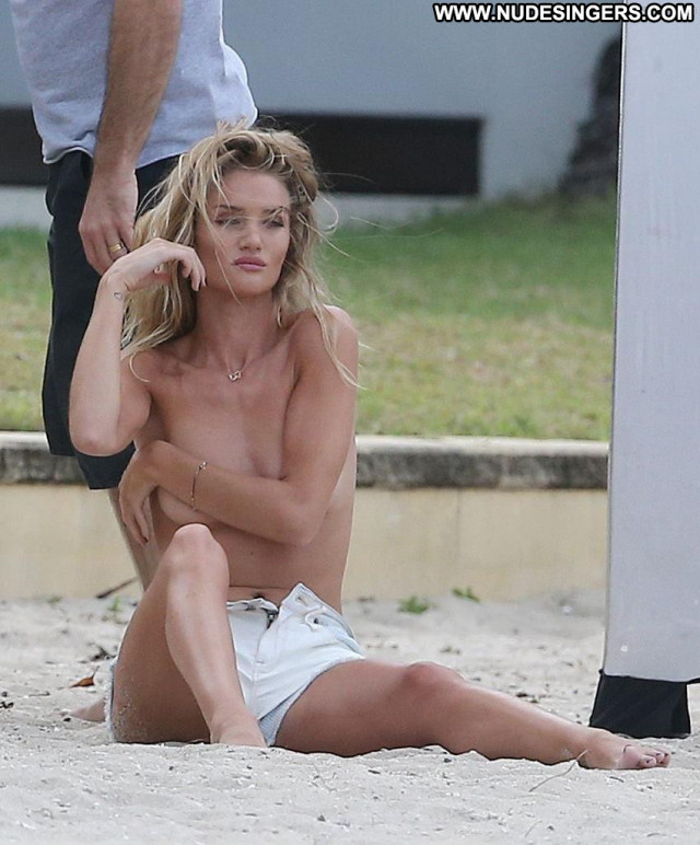 Rosie Huntington Whiteley Photo Shoot Big Tits Mom Toples Beach