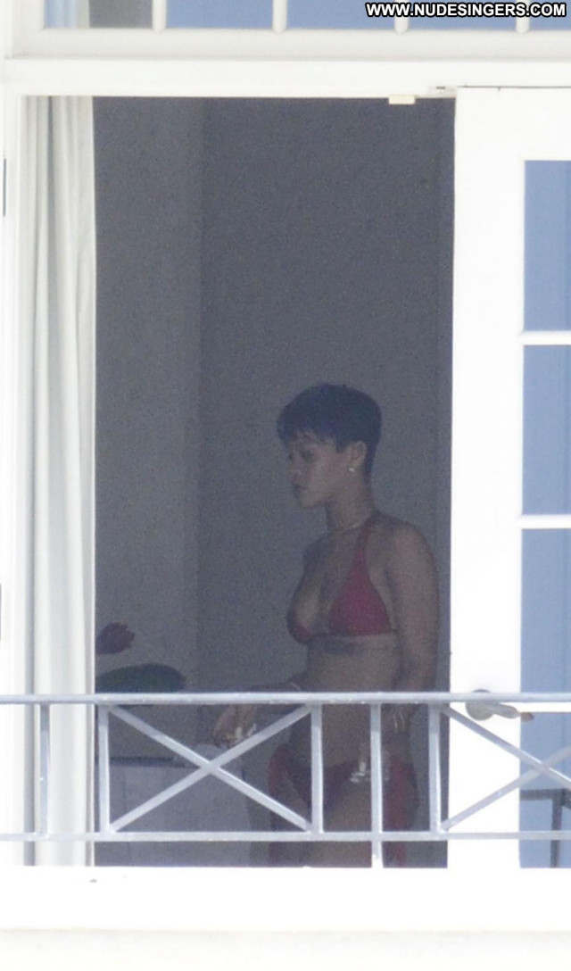 Rihanna The Door Beautiful Babe Ass Big Tits Bed Bikini Bedroom