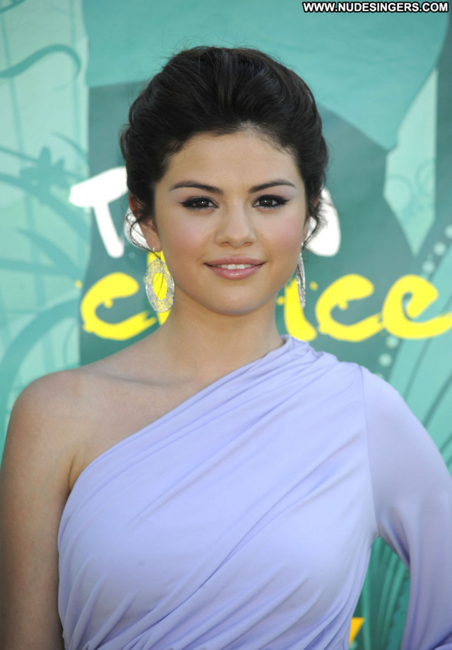 Selena Gomez Celebrity Babe Posing Hot Teen Awards Paparazzi