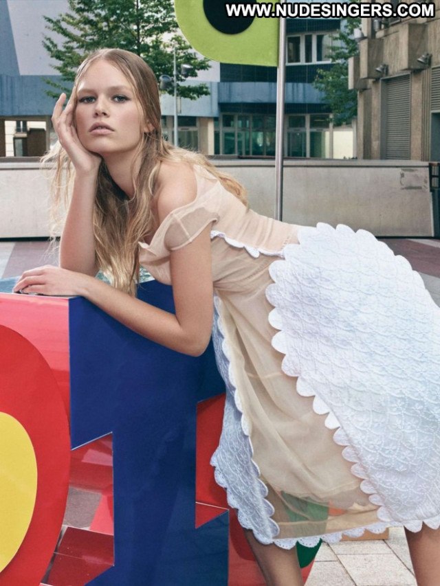 Anna Ewers W Magazine Paparazzi Magazine Babe Posing Hot Beautiful