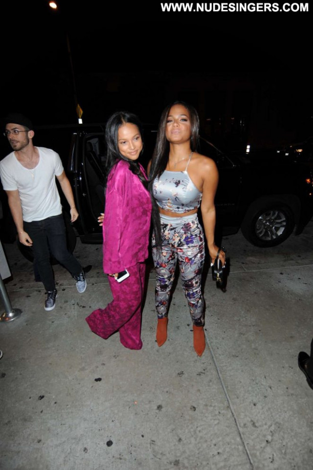 Karrueche Tran Los Angeles Posing Hot Celebrity Los Angeles Paparazzi