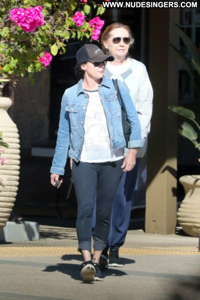 Shannen Doherty No Source Celebrity Mali Posing Hot Mom Paparazzi