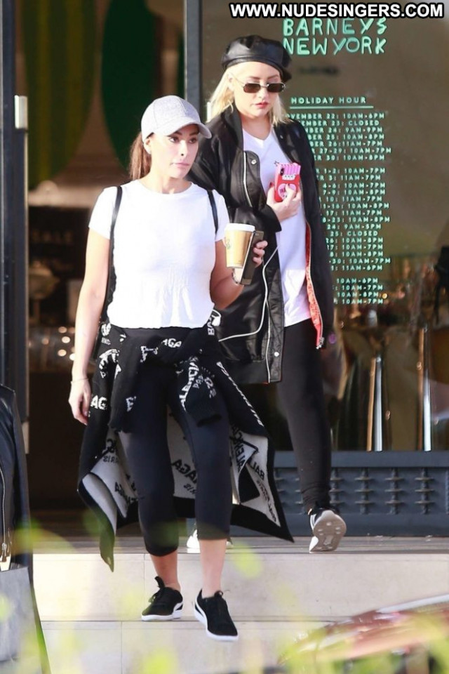 Christina Aguilera New York Shopping Celebrity Posing Hot Paparazzi