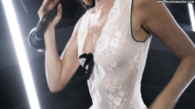 Sara Sampaio Topless Photoshoot Toples Fashion Sweden Celebrity
