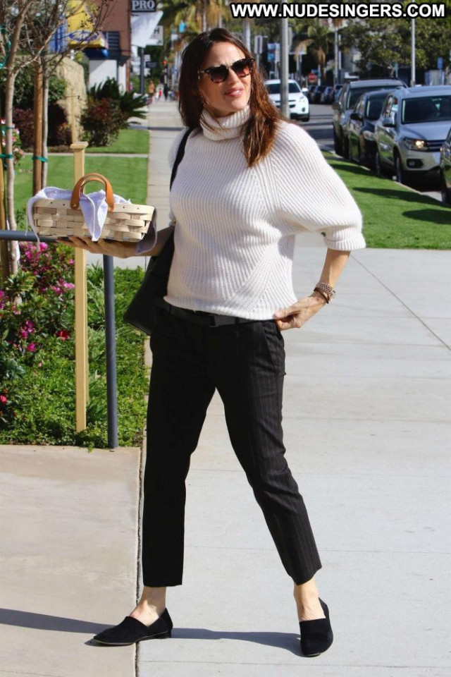 Jennifer Garner No Source  Posing Hot Paparazzi Celebrity Church Babe