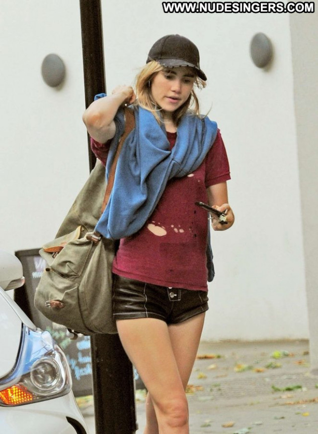 Suki Waterhouse No Source  Shorts London Babe Short Shorts Celebrity