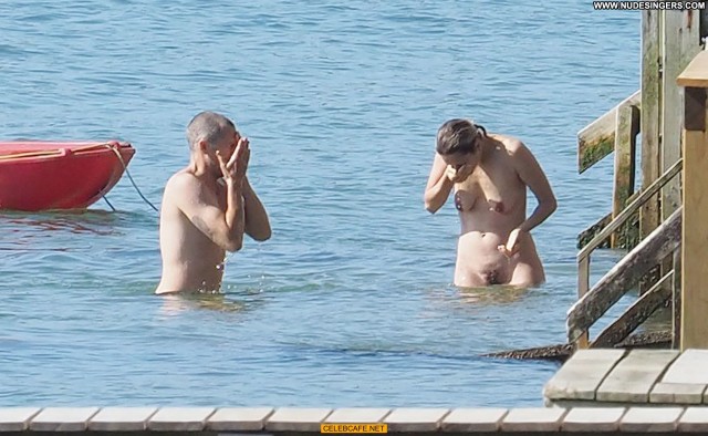 Marion Cotillard The Oc Beautiful Celebrity Babe Nude Posing Hot Ocean