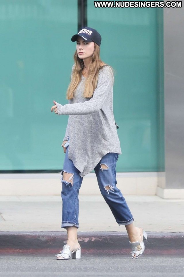 Sofia Vergara Beverly Hills Paparazzi Babe Beautiful Posing Hot