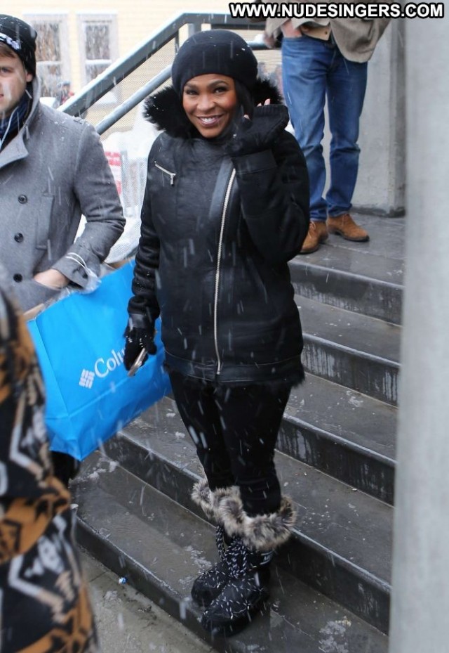 Nia Long No Source Paparazzi Babe Posing Hot Celebrity Beautiful