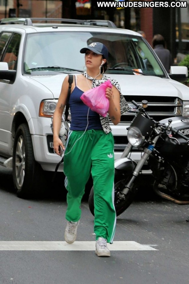 Lourdes Leon New York Babe Posing Hot Beautiful Paparazzi Celebrity