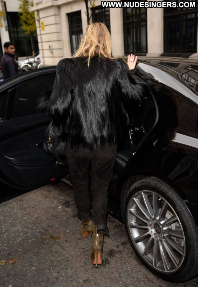 Kate Moss No Source Paparazzi London Posing Hot Celebrity Babe