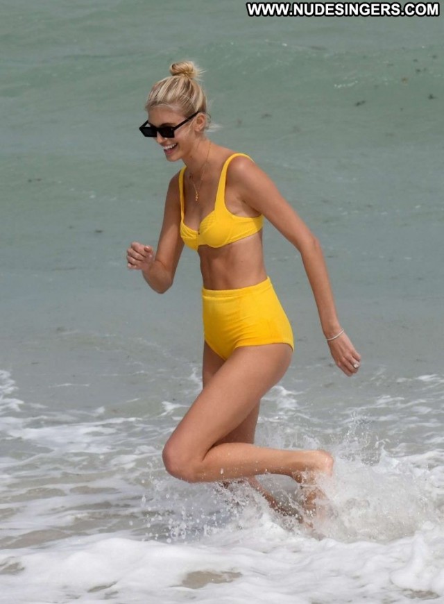 Devon Windsor Miami Beach Beach Paparazzi Babe Posing Hot Celebrity