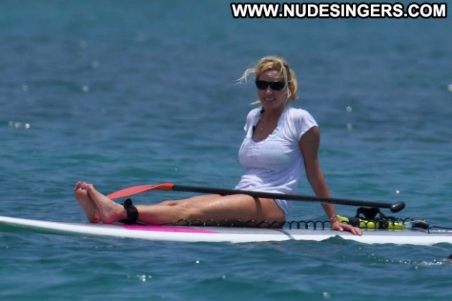 Camille Grammer The Beach Babe Celebrity Posing Hot Paparazzi