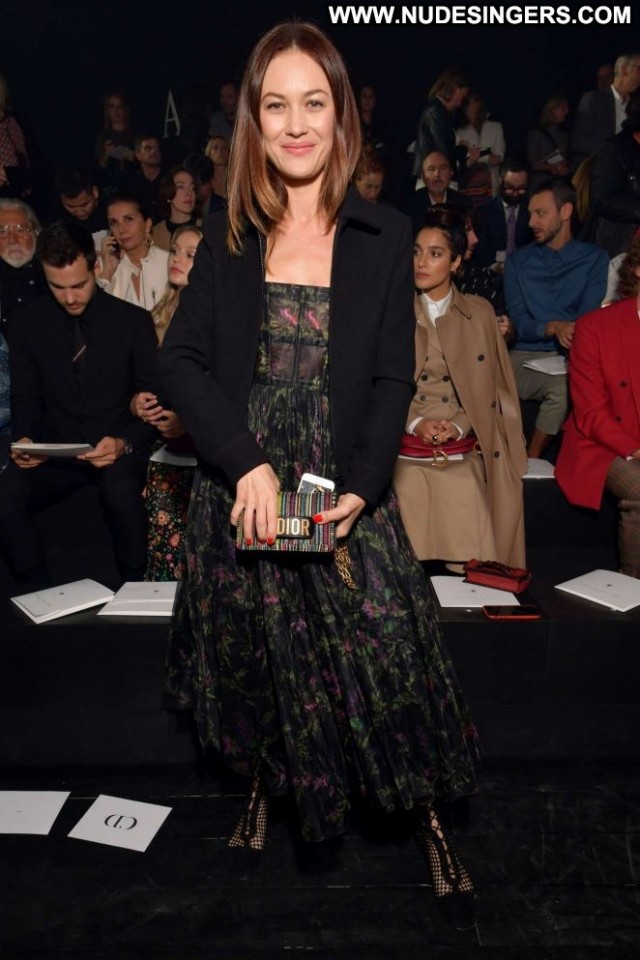 Olga Kurylenko Fashion Show Posing Hot Paris Paparazzi Fashion Babe