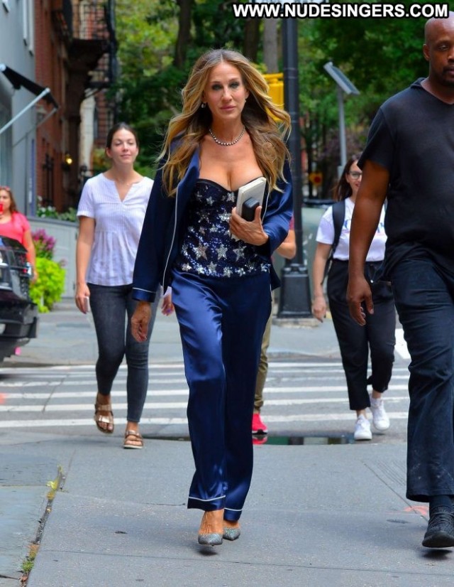 Sarah New York Park Paparazzi Posing Hot Celebrity Beautiful Babe New