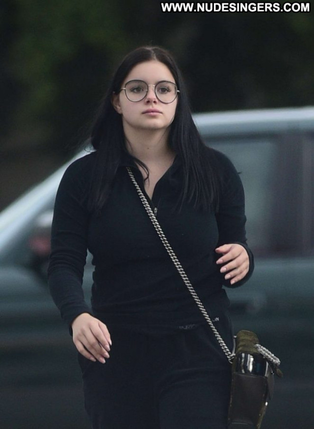 Ariel Winter Los Angeles Celebrity Posing Hot Winter Beautiful